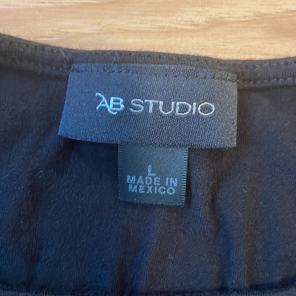 AB Studio Dressy Shirt. Black with White lace trim on bottom. Large - Picture 2 of 6